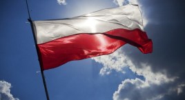 Flaga to nie tylko tkanina. To wartości, które się z nią wiążą [BEZPŁATNE FLAGI]
