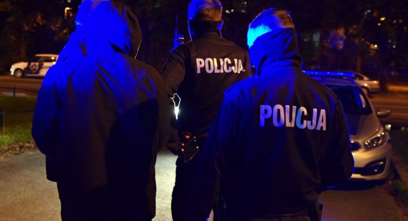 Wawerskie Bonnie i Clyde: policjanci zabezpieczyli 50 gramów amfetaminy