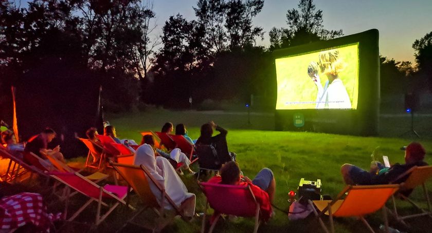 Kino letnie w Wawrze [REPERTUAR NA TYDZIEŃ]