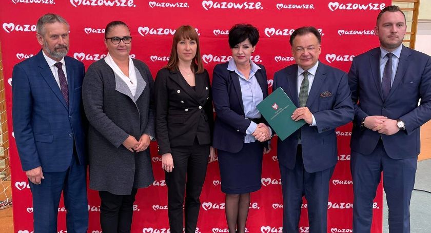 Jak pomaga samorząd Mazowsza?