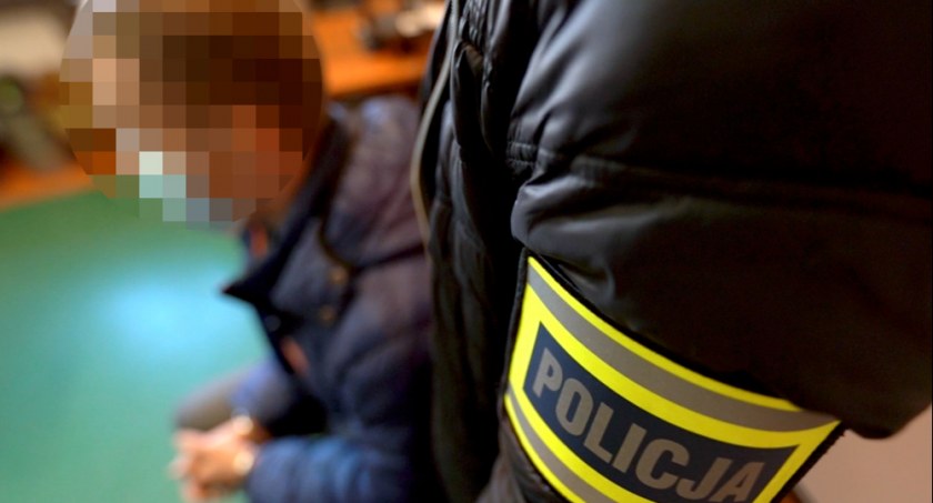 Pięć osób aresztowanych w związku z zabójstwem w Aninie, zatrzymany też krewny ofiary