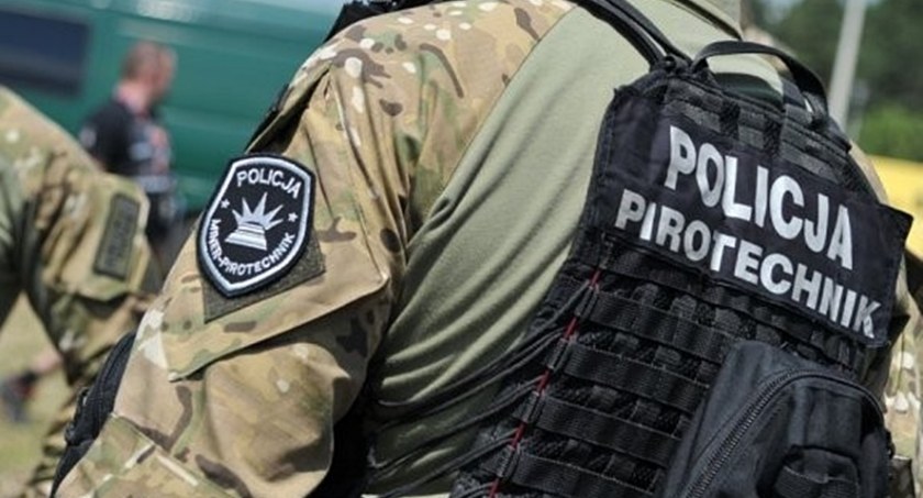 Pożar w salonie fryzjerskim w Wawrze