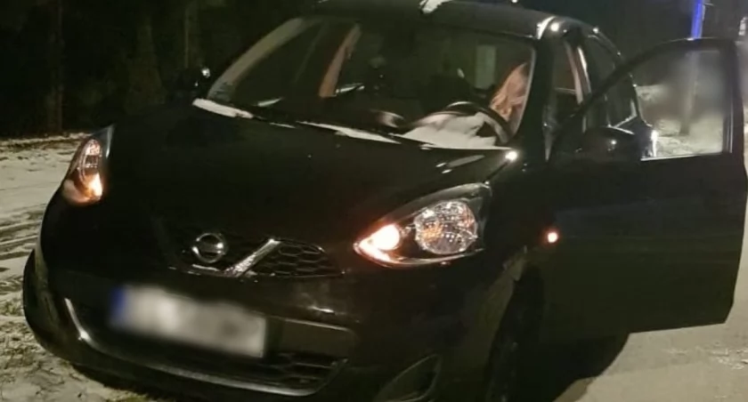 Dwa razy zajechała drogę, potem jechała na rondzie... tyłem