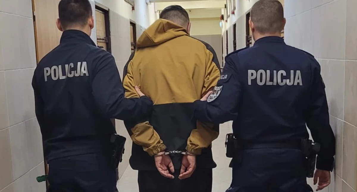 Mieszkaniec Wawra rzucał butelkami po piwie w swoją... mamę