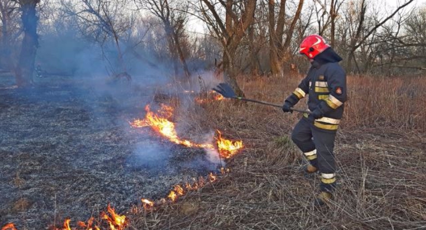 Pożar przy ul. Wał Miedzeszyński.