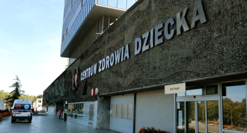 Strajk pielęgniarek w Centrum Zdrowia Dziecka