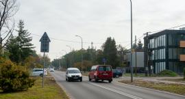 Modernizacja oświetlenia w Wawrze: Nowe latarnie na ul. Lucerny, Jaśniej i Oszczędniej