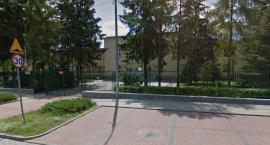 Koronawirus w wawerskim liceum: kolejna szkoła w Warszawie ma zawieszone zajęcia