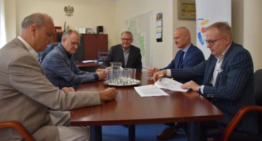 Rozbudują sieć wodociągową i kanalizacyjną w Wesołej! 
