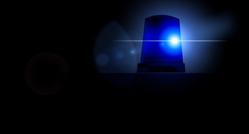 Nocny wypadek w Wesołej. Kierowca mógł być pod wpływem narkotyków?