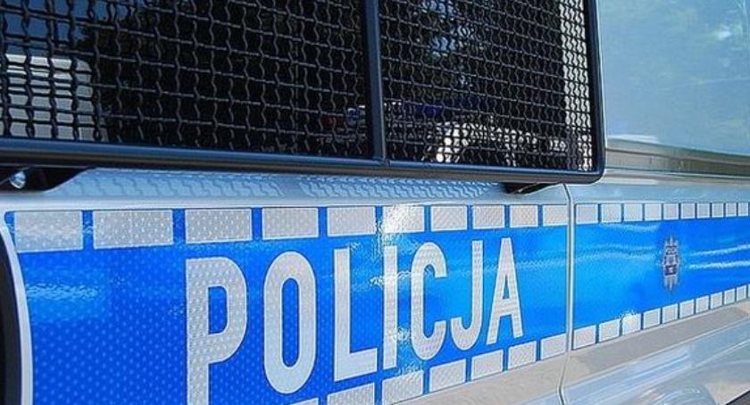 Groźby, znęcanie się i jazda na podwójnym gazie - mieszkaniec Wesołej z zarzutami