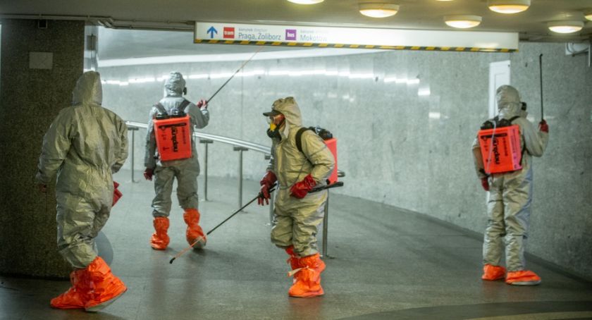 Warszawa wprowadza nowe metody walki z koronawirusem
