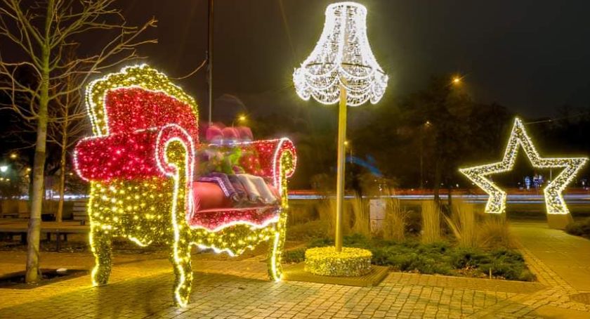 Gdzie rozbłysną świąteczne iluminacje? Np. przy ul. Przyczółkowej [LOKALIZACJE]