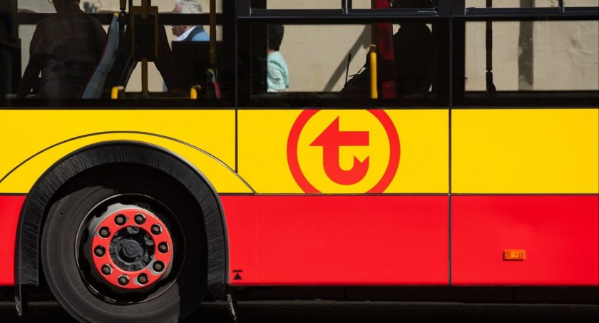 Autobus linii 522 powinien jeździć dalej