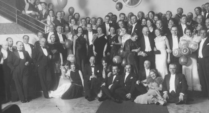  Niepodległa w kuchni, modzie i tańcu – warsztaty dla dorosłych. Jak wyglądało życie po 1918 roku?