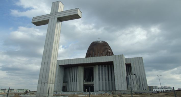Uroczystości religijne w Wilanowie: 4-8 czerwca utrudnienia na drogach