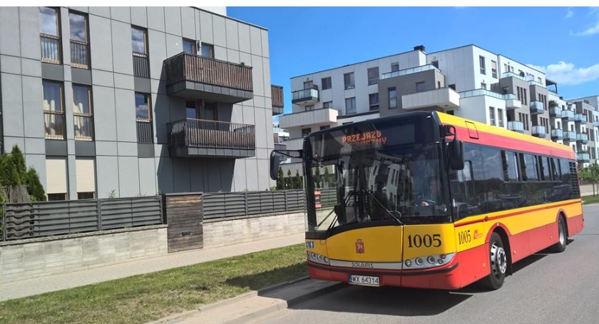 Linia autobusowa 323 zawiezie dzieci do szkoły przy ul. Ledóchowskiej