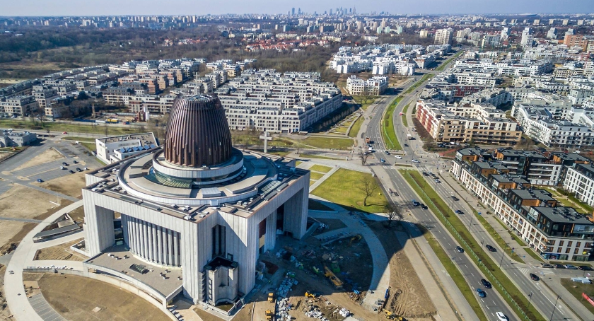 Wciąż brakuje 30 mln zł na wykończenie Świątyni Opatrzności Bożej