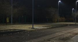 Powsin: oświetlenie drogi jest potrzebne 