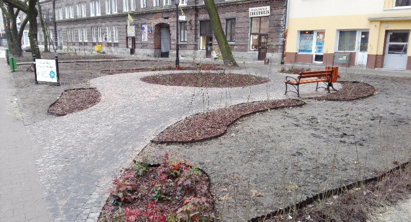 Różany Skwer Pysznych Pączków już gotowy