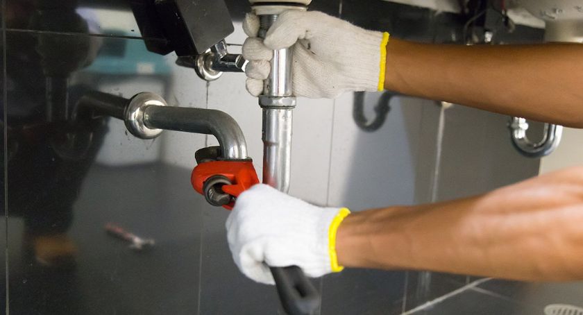 Hydraulik zdradza: 3 najbardziej popularne awarie hydrauliczne w polskich domach!