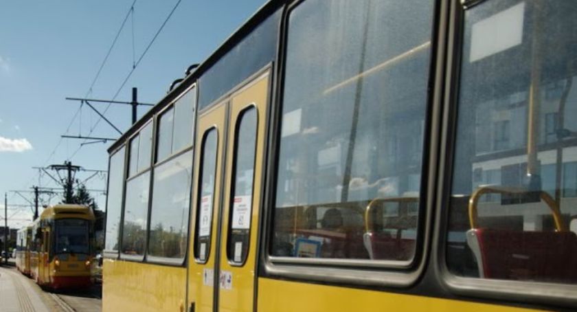 Zerwana sieć trakcyjna na ul. Wolskiej. To sprawka ciężarówki