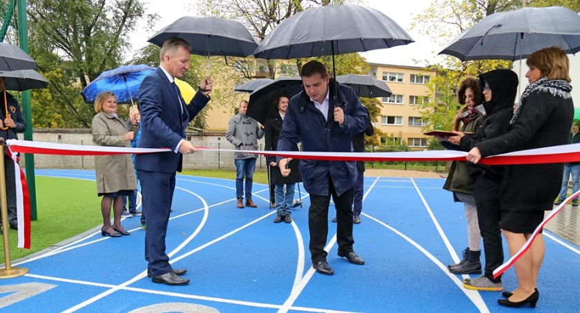 Zmodernizowane boiska już otwarte