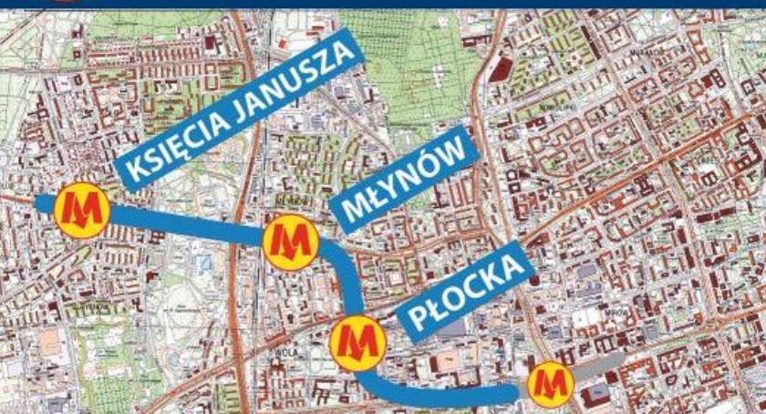 Jaka organizacja ruchu przy stacji metra Płocka?