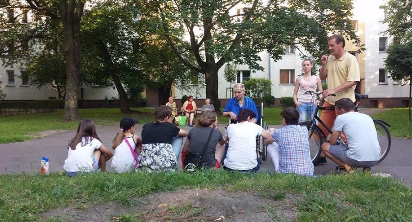 Nie będzie ławek na wolskich podwórkach!