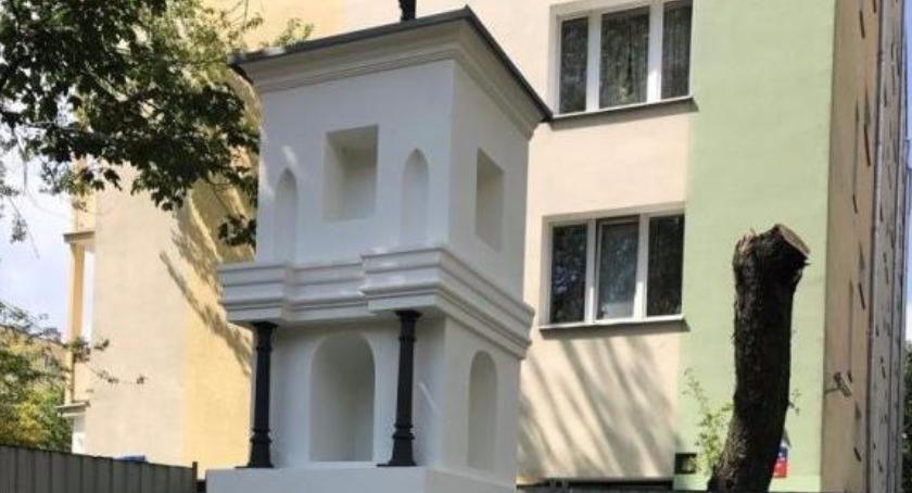 Kapliczka z Sokołowskiej na Syreny