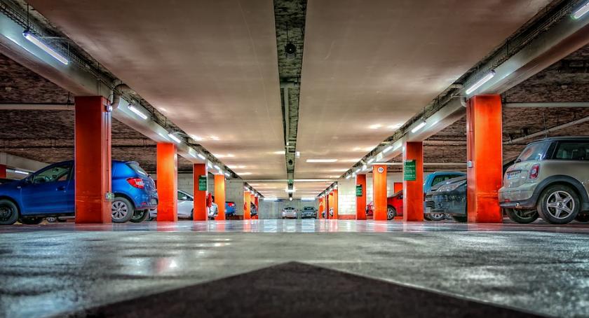 Powstanie podziemny parking na ponad 200 aut na Woli