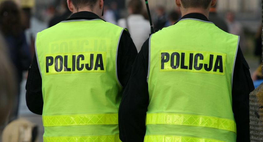 Policjanci uratowali życie mężczyźnie