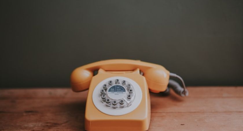 Pomoc na telefon - Wola proponuje 