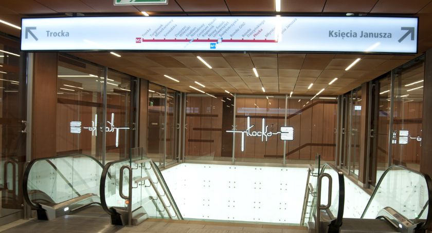 Stacje i okolice - wycieczka online po nowym metrze 