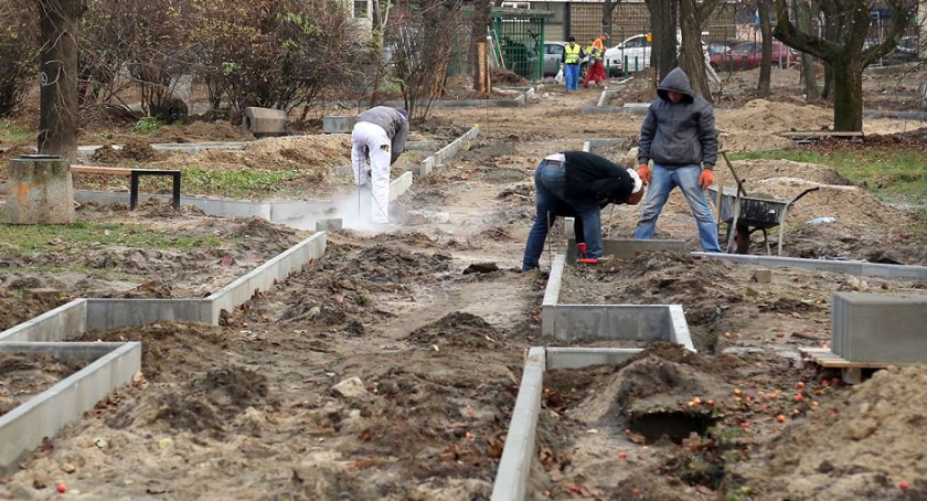 Skwer Sybiraków zyskuje nowy wygląd