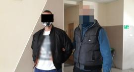 Groził, że ją zabije i zmusił do oddania biżuterii