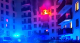 POŻAR mieszkania na Woli. EWAKUACJA musiała być szybka!