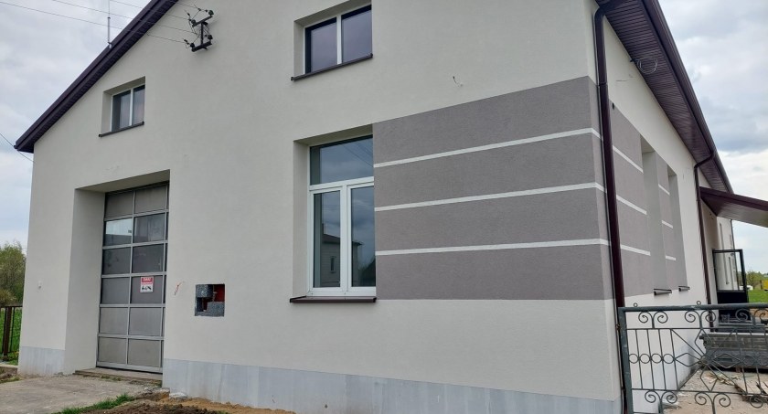 Gmina Rybno: Blisko 40 tys. zł dofinansowania na remont garażu samochodu pożarniczego Ochotniczej Straży Pożarnej w Cyprianach