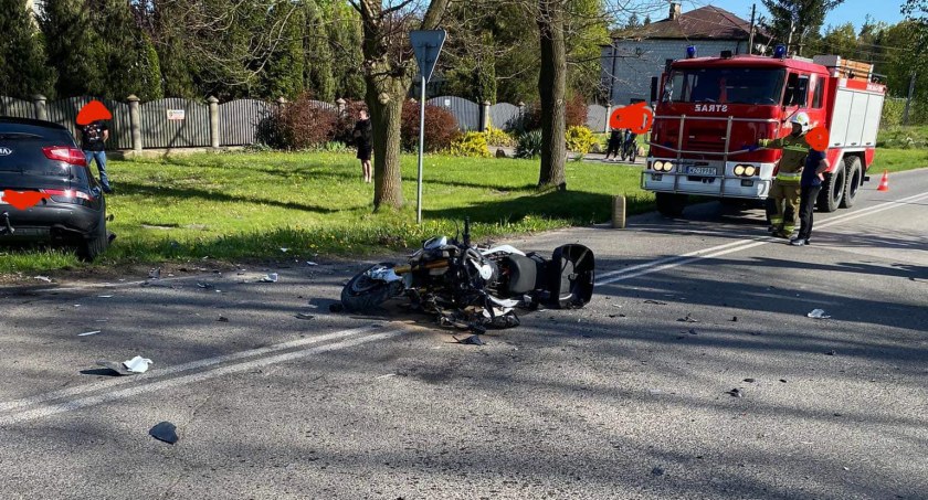 Tragiczny wypadek w Łazach - mąż zginął na miejscu, żona walczy o życie