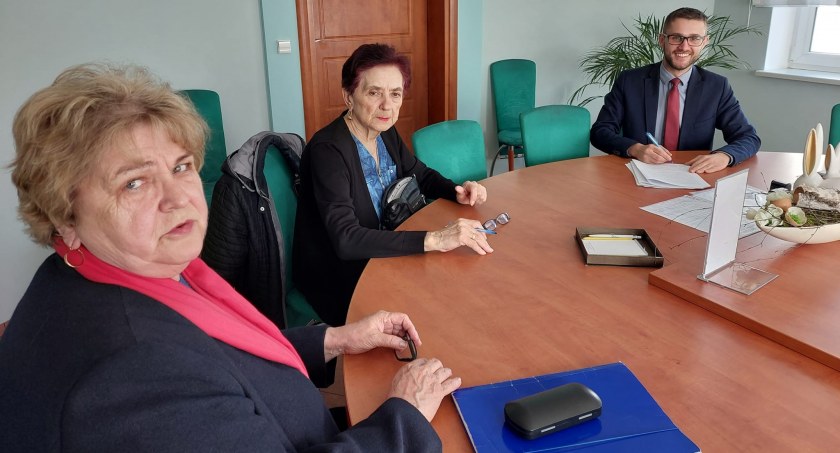 Gmina Rybno nabyła od Spółdzielni Kółek Rolniczych zabudowaną nieruchomość położoną przy ulicy Parkowej w miejscowości Rybno
