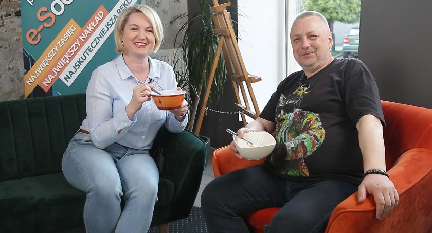 W maju chodzę w sukienkach dla Maryi - inicjatywa wzbudzająca emocje [SONDA]