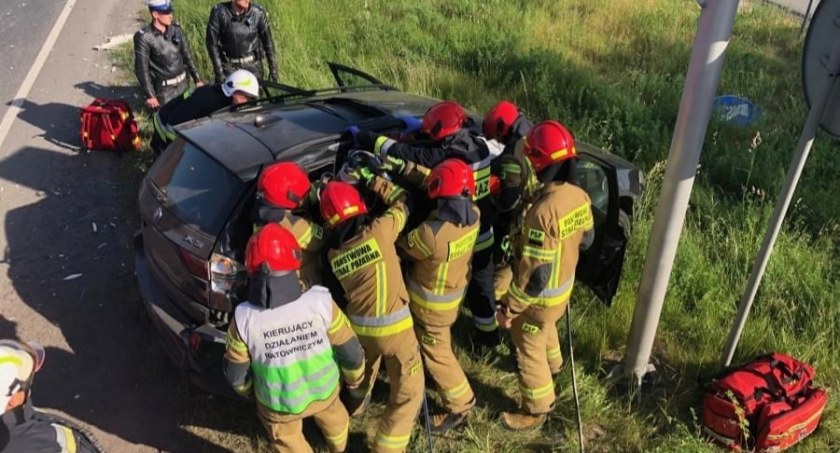 Wypadek w Lubiejewie - droga jest całkowicie zablokowana