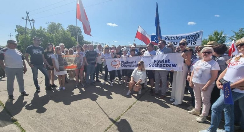 Ekipa z Sochaczewa i Teresina na marszu 4 czerwca