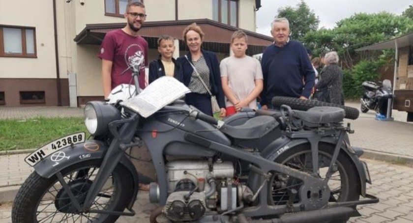 Wójt Damian Jaworski zaprasza na XXIV Świętojański Rajd Miłośników Dawnej Motoryzacji Bzura 2023