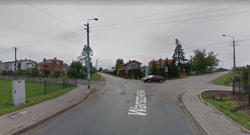 Rodzice oraz szkoła zabiegają o dobry dojazd do placówki dla uczniów - dlaczego są problemy?