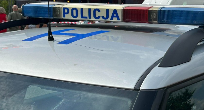 Żeromskiego - pijany wyjechał tuż przed radiowóz 