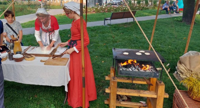 Jarmark średniowieczny w Sochaczewie - na mieszkańców będą czekać rzemieślnicy i specjały dawnej kuchni 