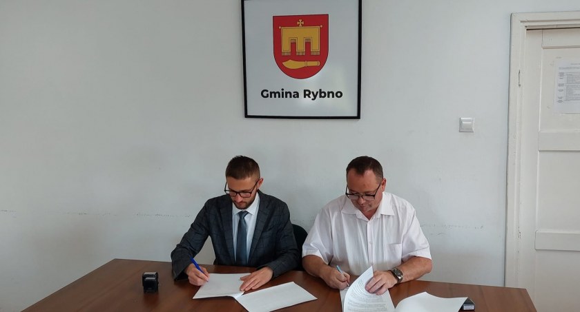 Gmina Rybno: Umowa na udostępnienie miejsca na świadczenie bezpłatnych zabiegów rehabilitacyjnych podpisana