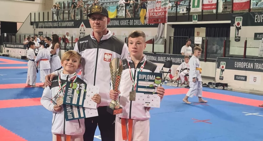 5 medali Pucharu Europy z Włoch przywożą Karatecy do Sochaczewa