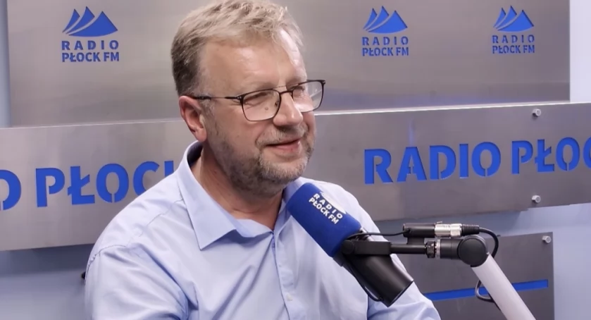 Moje Muzyczne Skojarzenia – Paweł Kłobukowski  W programie muzycznym Radia FM Płock , przy pomocy utworów muzycznych mówiłem o sobie. Próbowałem pokazać Wam jaki jestem., Jak jest moja dusza.  Zapraszam do słuchania  Paweł Kłobukowski   materiał KW B